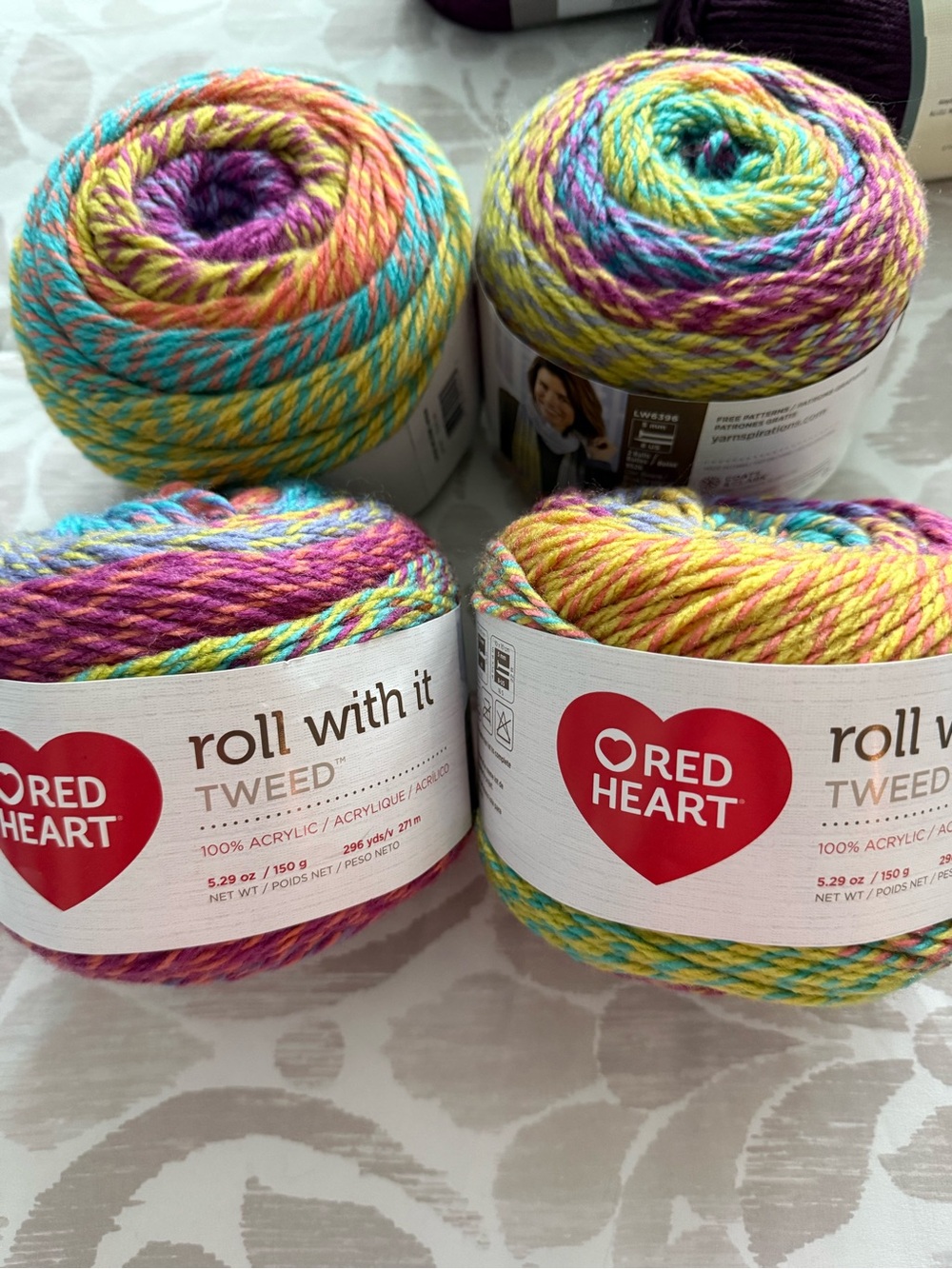 Red Heart Roll With It Tweed Yarn – Vintage #9251 – 4 Skein Lot – DISCONTINUED - Picture 2 of 5